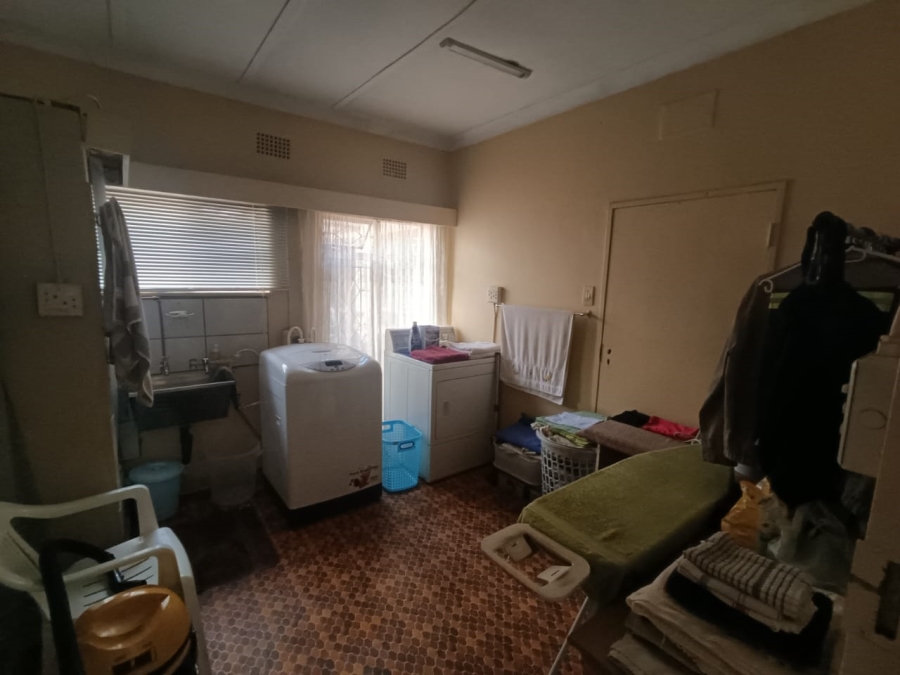 To Let 3 Bedroom Property for Rent in Oos Einde North West